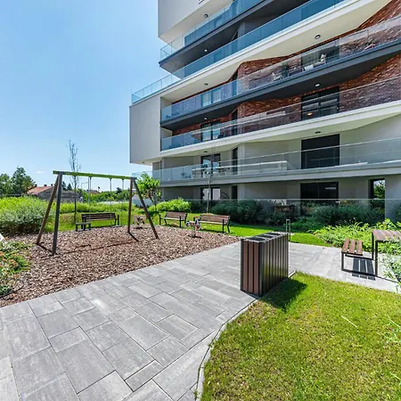 Zenit Residence- New Modern Ac Garage