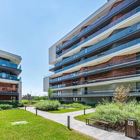 Zenit Residence- New Modern Ac Garage Budapest