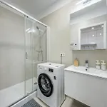 Zenit Residence- New Modern Ac Garage Apartment Budapest