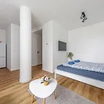 Apartment Zenit Residence- New Modern Ac Garage Budapest