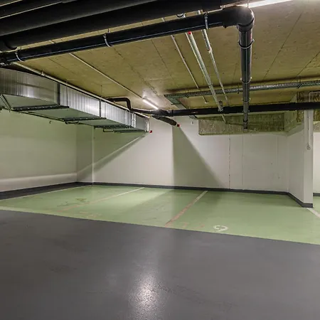 Zenit Residence- New Modern Ac Garage Apartmán *
