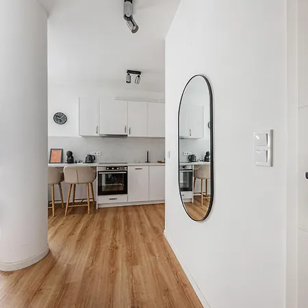 Zenit Horizon With Free Garage Parking Apartment
