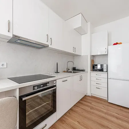 Zenit Horizon With Free Garage Parking Apartment *