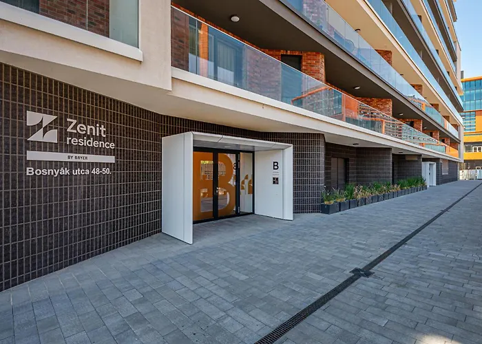 Zenit Residence- New Modern Ac Garage Lejlighed
