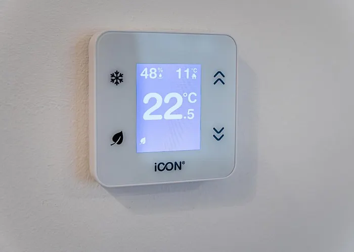 Zenit Residence- New Modern Ac Garage Apartment Budapest