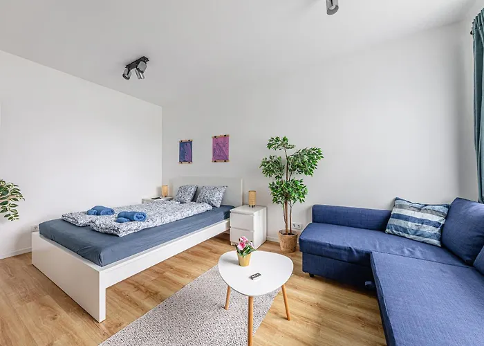 Zenit Residence- New Modern Ac Garage Apartment